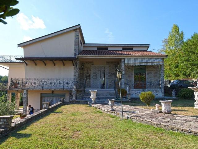 Casa in vendita a Unione di comuni Montana Lunigiana, Filattiera
