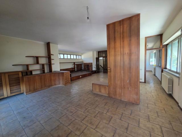Casa in vendita a Tonfano, Toscana
