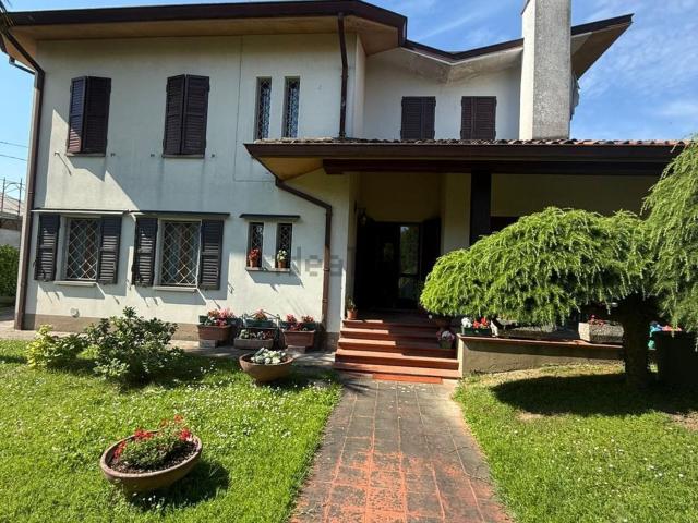 Casa in vendita a Unione Comuni Modenesi Area Nord, Cavezzo