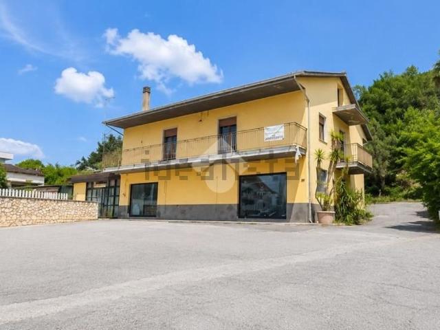 Casa in vendita a Sèttimo, Calabria