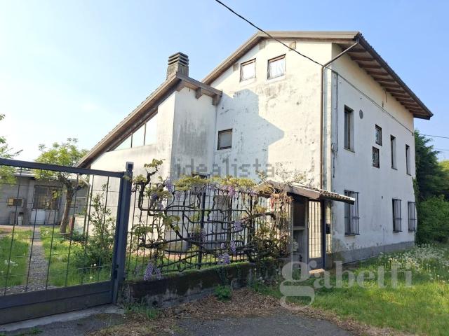 Casa in vendita a Robecchetto Con Induno, Lombardia