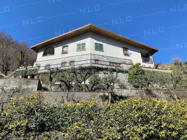 Casa in vendita a Favale Di Malvaro, Liguria
