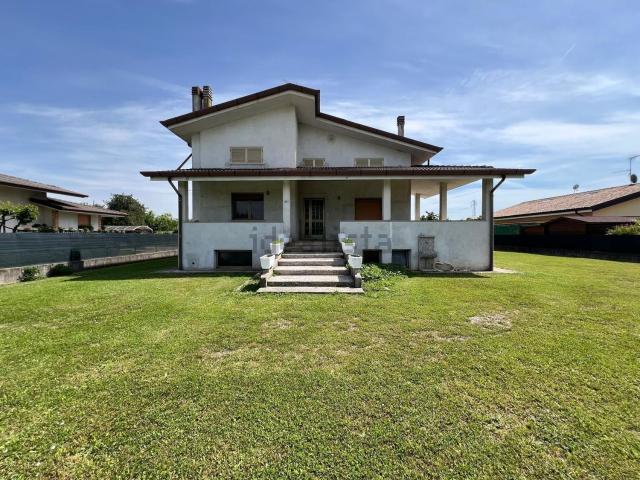Casa in vendita a Bicinicco, Friuli-Venezia Giulia
