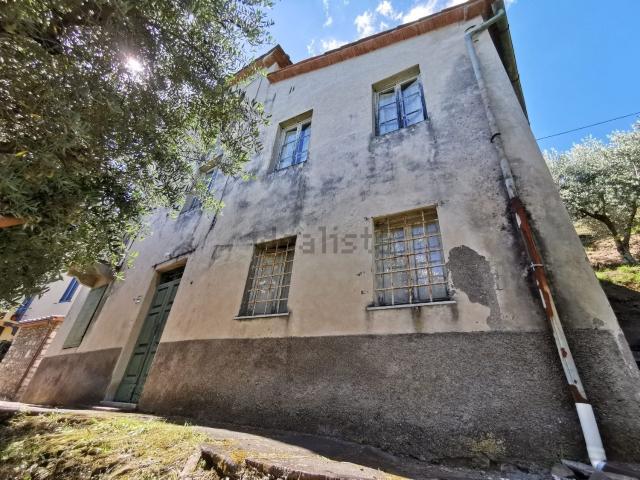 Casa in vendita a Bagni Di Lucca Ponte, Toscana