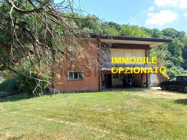 Casa in vendita a Comunità Montana Valli del Verbano, Cuvio