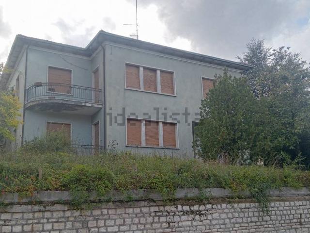 Casa in vendita a Marche, Ancona