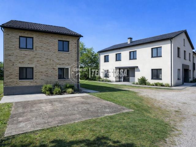 Casa in vendita a Rivalta, Re