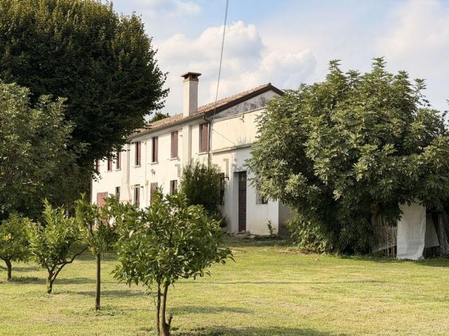 Casa in vendita a Baruchella, Rovigo