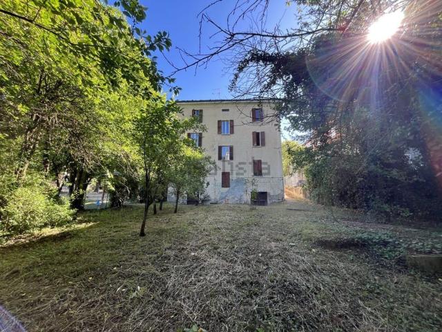 Casa in vendita a Iggio, Reggio Emilia