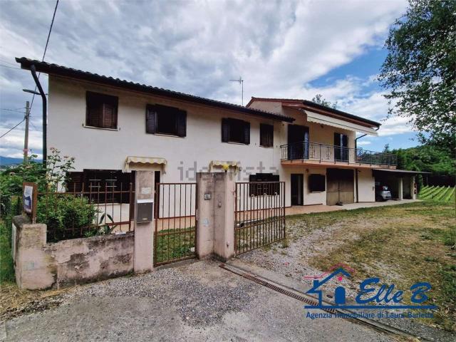 Casa in vendita a Cormons, Friuli-Venezia Giulia