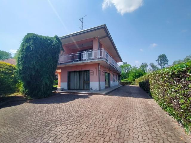 Casa in vendita a Piemonte, Novara