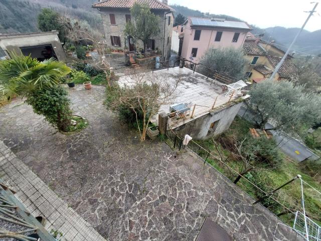 Casa in vendita a Pistoia, Toscana
