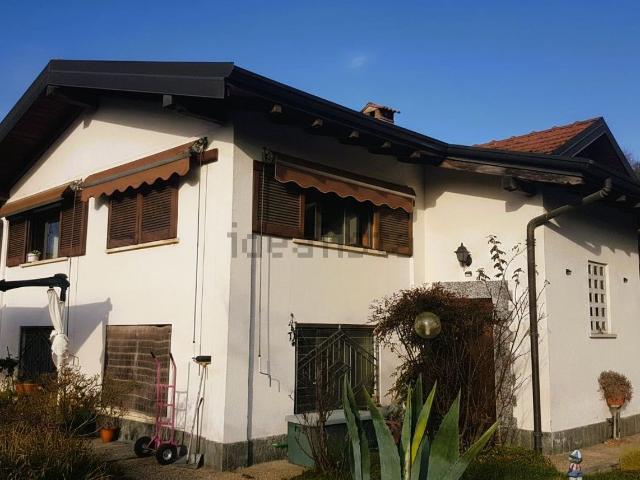Casa in vendita a Comunità Montana del Piambello, Viggiù