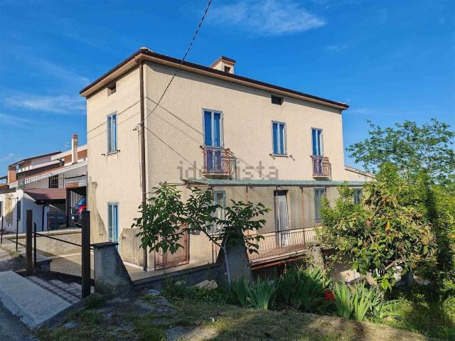 Casa in vendita a Guardiagrele, Abruzzo