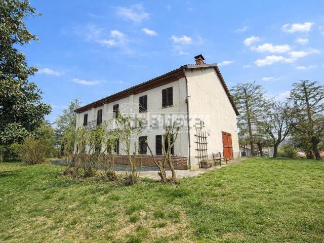 Casa in vendita a Piemonte, Asti