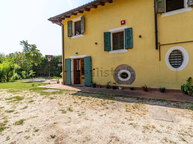 Casa in vendita a Unione Terre d'Acqua, Crevalcore