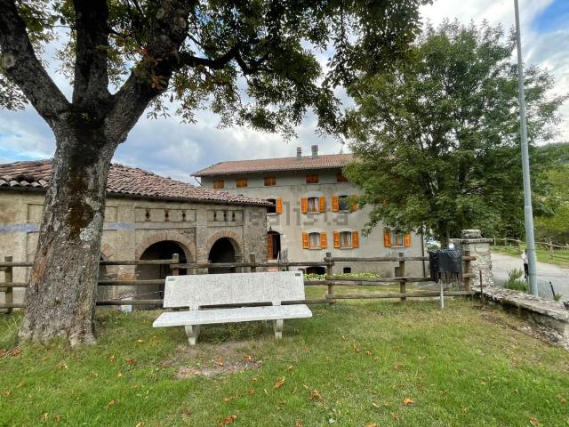 Casa in vendita a Cadignano o Ca' di Gnano, Villa Minozzo