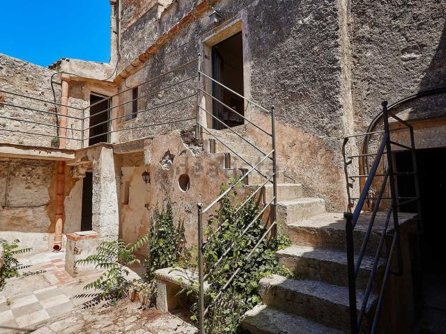 Casa in vendita a Erice, Sicilia