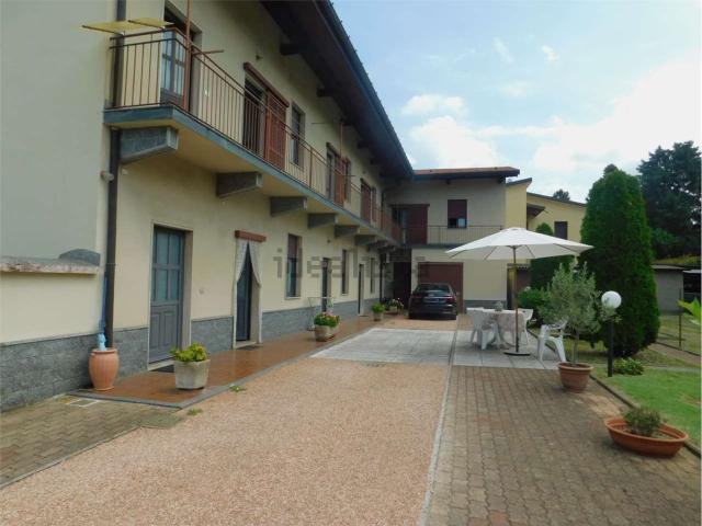 Casa in vendita a Casorate Sempione, Lombardia
