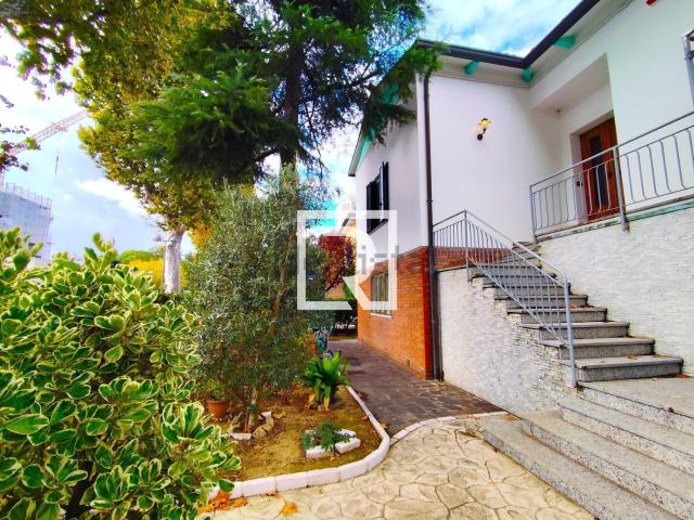 Casa in vendita a Unione dei comuni della Bassa Romagna, Lugo