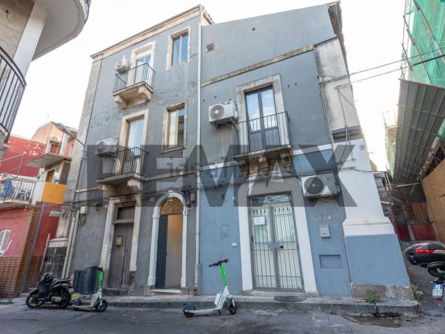 Casa in vendita a Centro storico, Catania