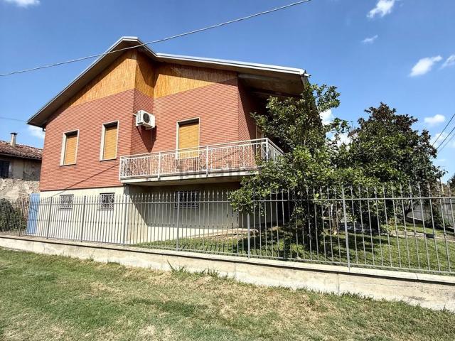 Casa in vendita a Roccabianca, Reggio Emilia