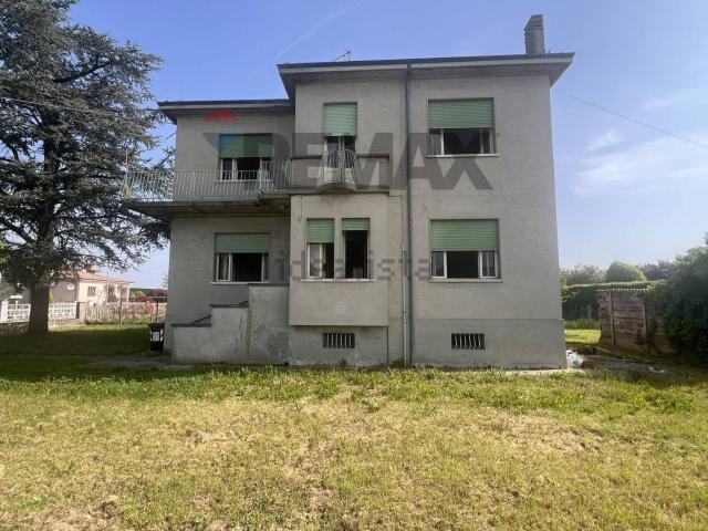 Casa in vendita a Ceneselli, Veneto