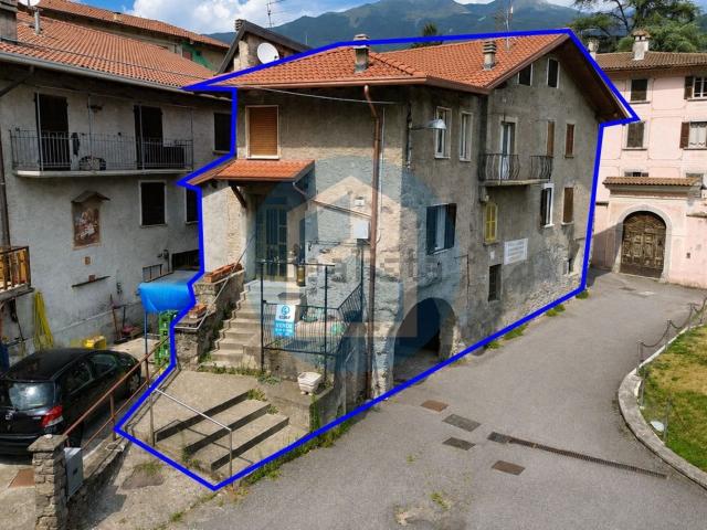 Casa in vendita a Comunità montana della valle Camonica, Sellero