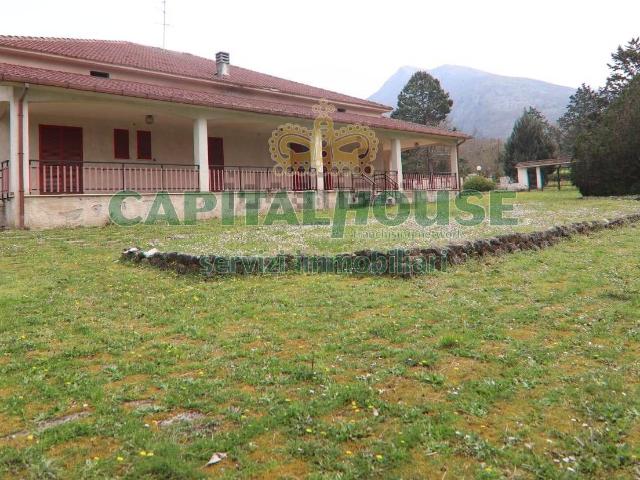 Casa in vendita a Rocca D'evandro, Campania