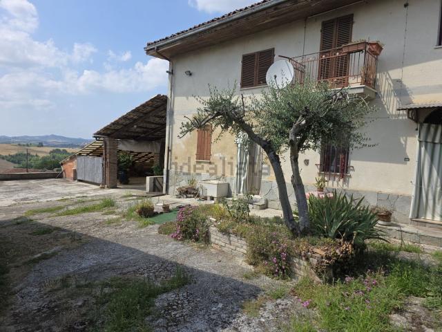 Casa in vendita a Montiglio Monferrato, Asti