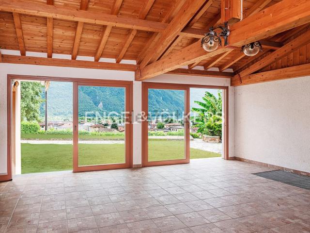 Casa in vendita a Tavordo, Porlezza