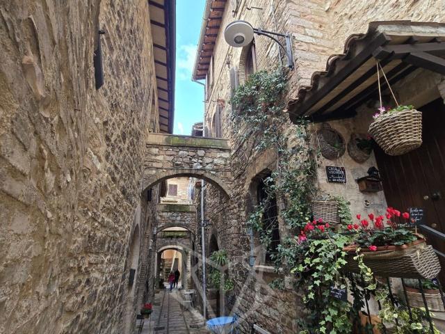 Casa in vendita a Spello, Umbria