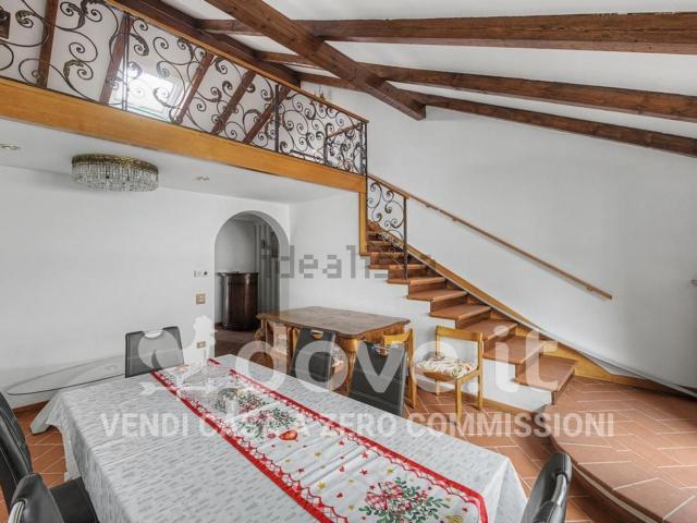 Casa in vendita a Biumo Superiore, Varese