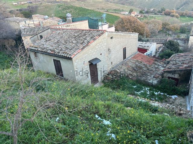 Casa in vendita a Castellana Sicula, Sicilia