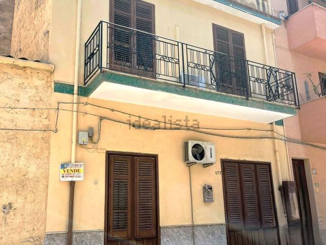 Casa in vendita a Cinisi, Sicilia