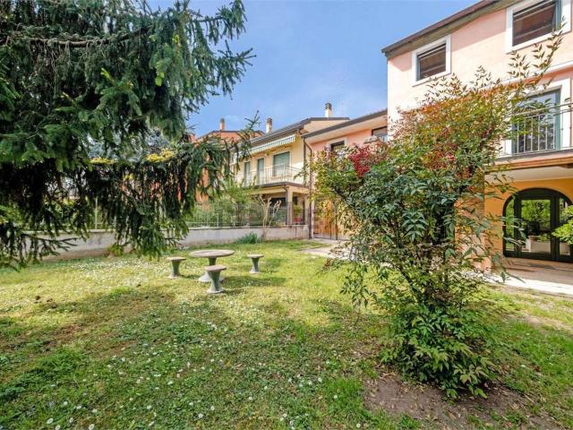 Casa in vendita a Sona, Veneto