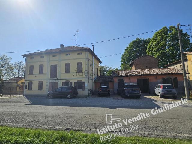 Casa in vendita a Pianura Reggiana, Re