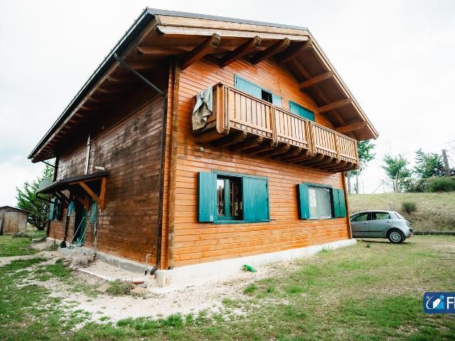 Casa in vendita a Vinchiaturo, Molise