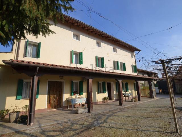 Casa in vendita a Villadolt / Viladolt, Fontanafredda