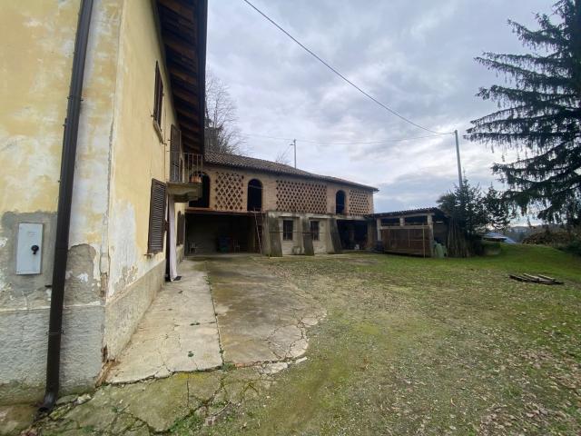 Casa in vendita a Piemonte, Asti