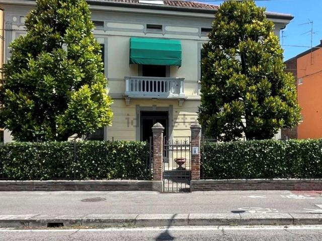 Casa in vendita a Centro cittadino, Ferrara