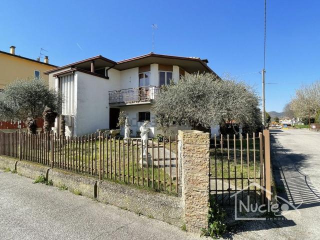 Casa in vendita a Carrara San Giorgio, Veneto