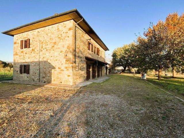 Casa in vendita a Manciano, Castiglion Fiorentino