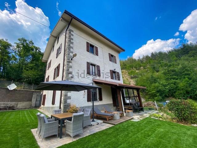 Casa in vendita a Appennino Reggiano, Re