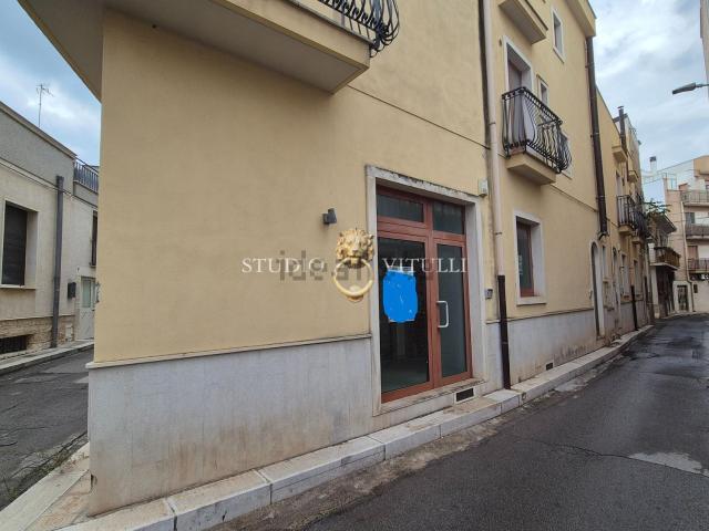 Casa in vendita a Puglia, Bari