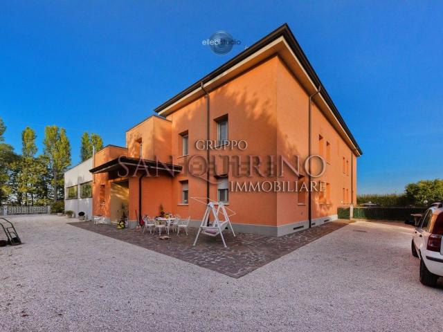 Casa in vendita a Unione delle Terre d'Argine, Novi Di Modena