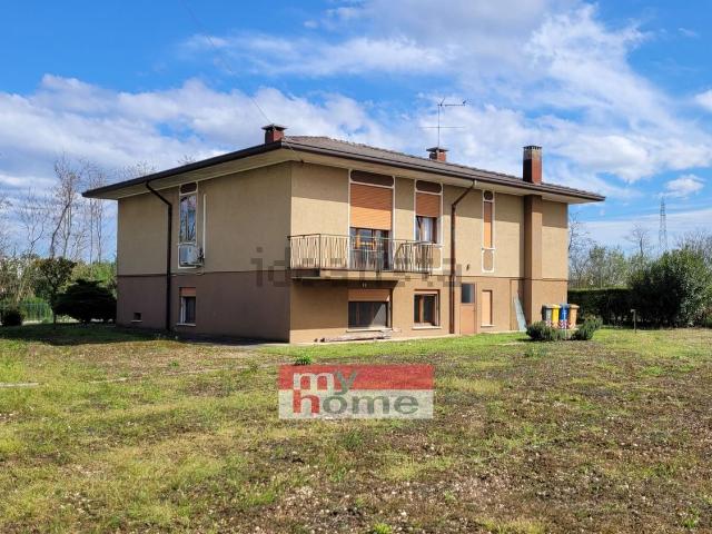 Casa in vendita a Castelfranco Veneto, Veneto