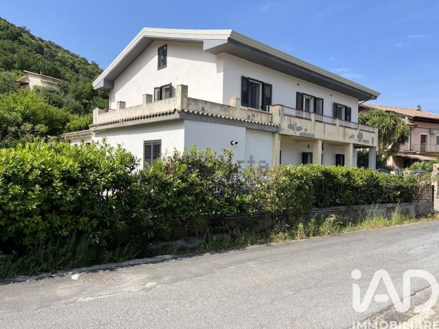 Casa in vendita a Calabria, Cosenza