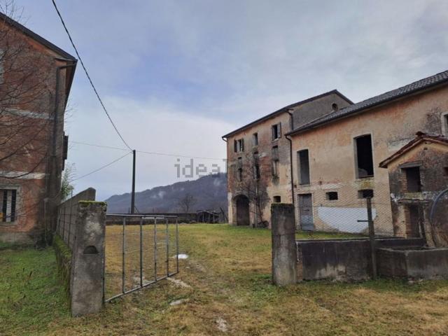 Casa in vendita a Follina, Veneto