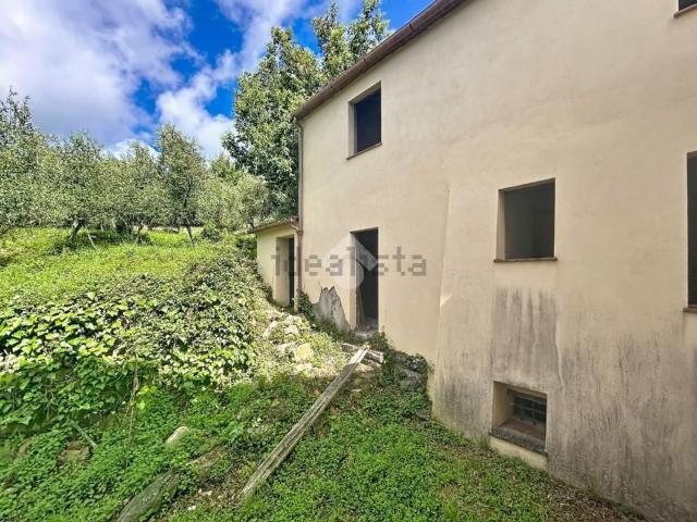 Casa in vendita a San Donato, Calci